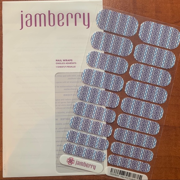B3G1 Jamberry May 2016 Hostess Wrap. Full sheet. - Picture 2 of 3